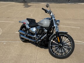 2025 Harley-Davidson® Breakout® Billiard Gray thumb 2