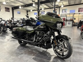 2026 Street Glide in Olive STL MTL/BLK finish thumb 3
