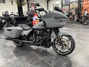 2026 Road Glide in Billiard Grey/black finish thumb 3