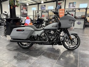 2026 Road Glide in Billiard Grey/black finish thumb 2