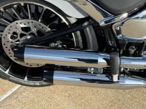 2025 Harley-Davidson® Breakout® Billiard Gray thumb 3