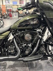 2026 Street Glide in Olive STL MTL/BLK finish thumb 0