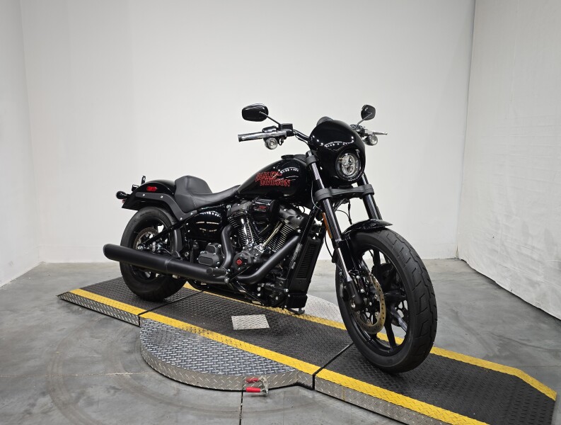 FXLRS 2025 Low Rider™ S
