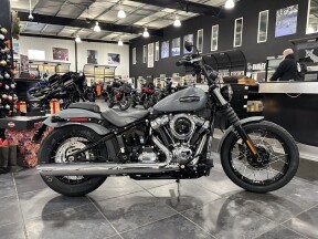 2026 Street Bob w/Laced Wheels thumb 2