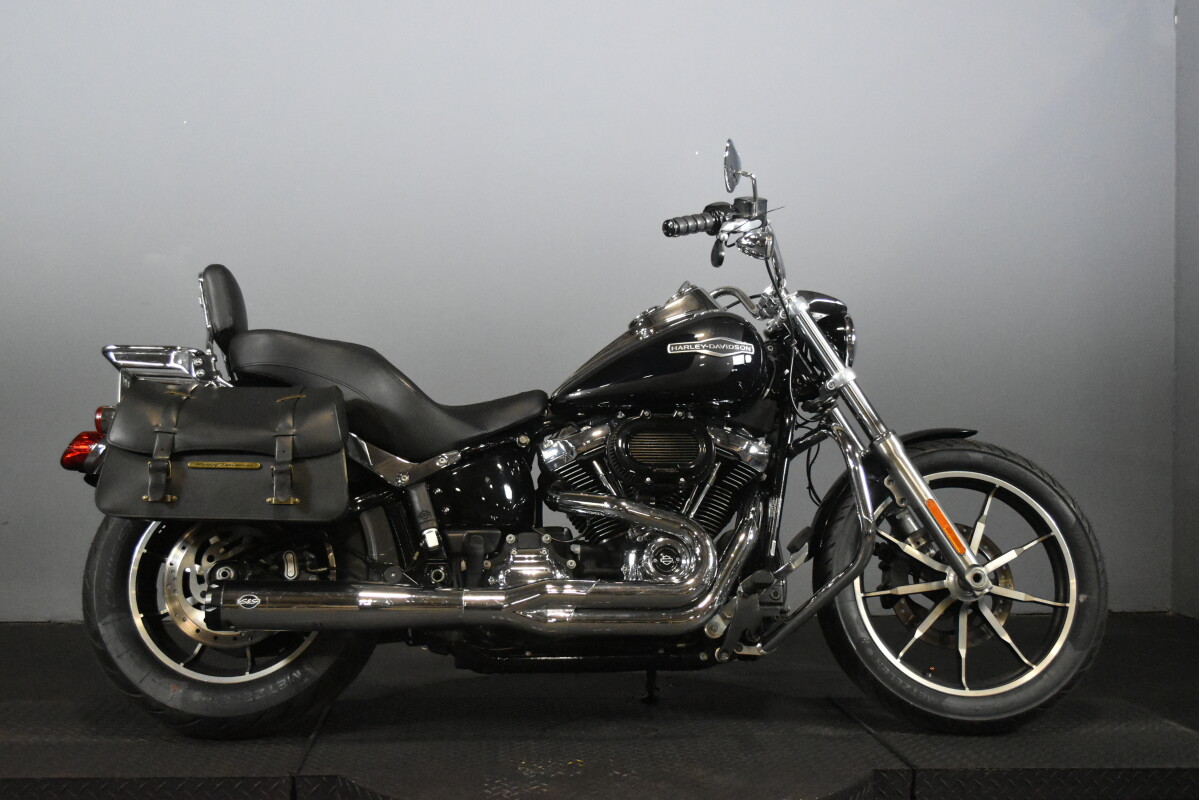 ＨＡＲＬＥＹ－ＤＡＶＩＤＳＯＮＦＸＳＢ 2016 Harley-Davidson® Breakout® FXSB | Huntington Beach Harley