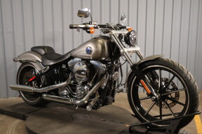 2016 Harley-Davidson® Breakout® FXSB thumb 2