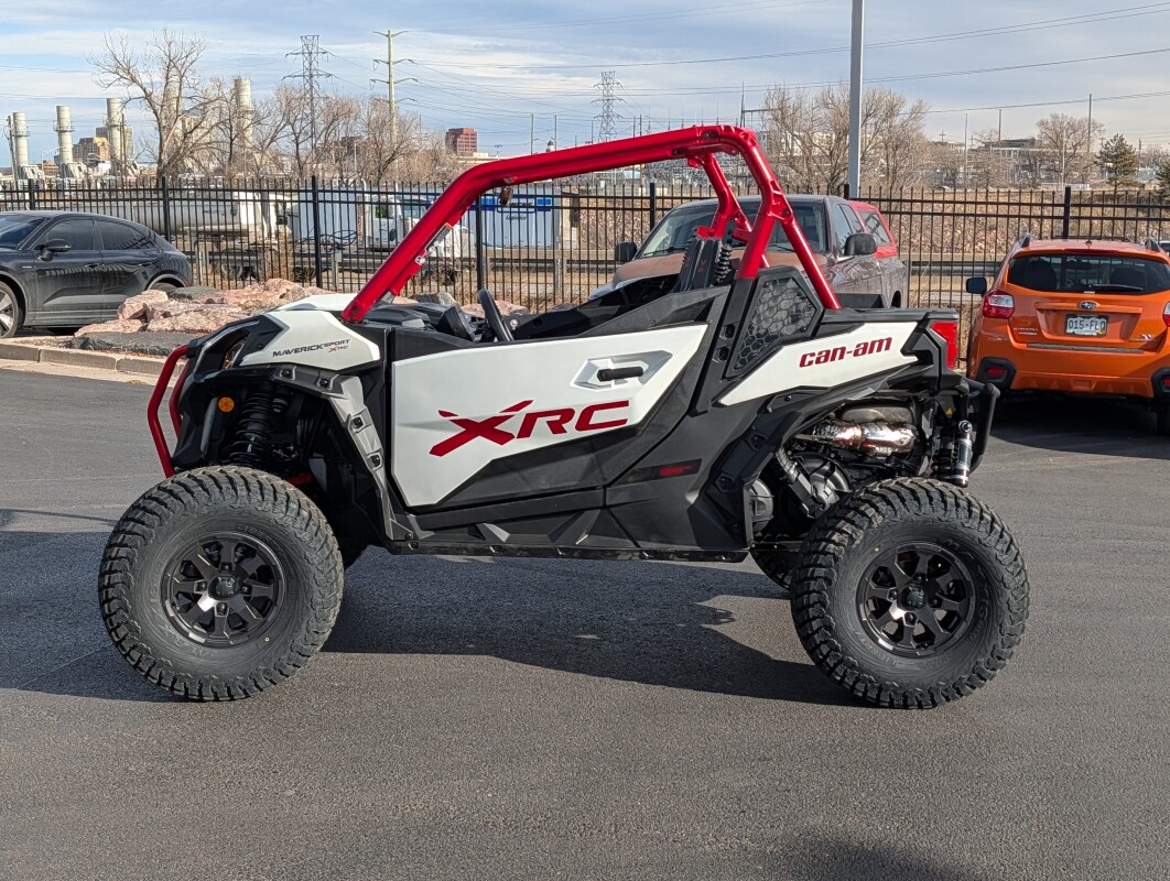 2026 Can-Am Maverick™ Sport X rc 1000R, photo 8