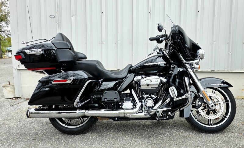 2021 Harley-Davidson® Ultra Limited FLHTK