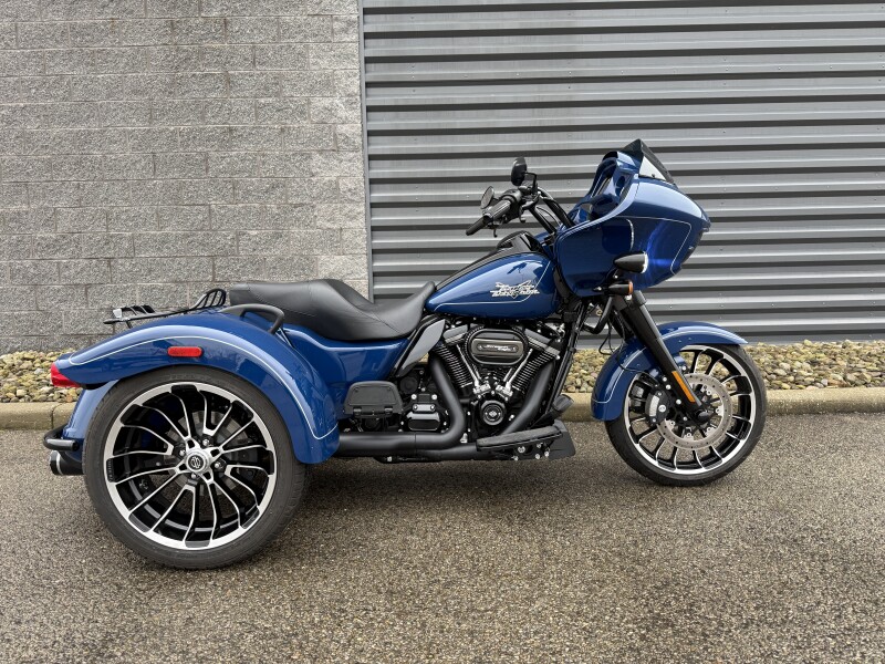 2023 Harley-Davidson® Road Glide® 3 FLTRT