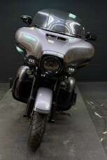Harley-Davidson® CVO™ Limited 2020 FLHTKSE GRAY thumb 2
