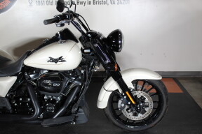 2023 Harley-Davidson® Freewheeler® FLRT thumb 1