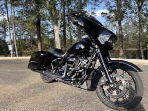 FLHXS 2020 Street Glide® Special thumb 1