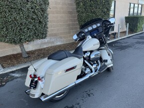 FLHX 2022 Street Glide® thumb 2
