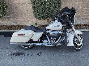 FLHX 2022 Street Glide® thumb 3