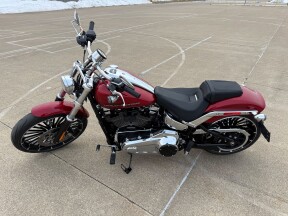 2025 Harley-Davidson<sup>®</sup> Breakout® Brilliant Red thumb 0