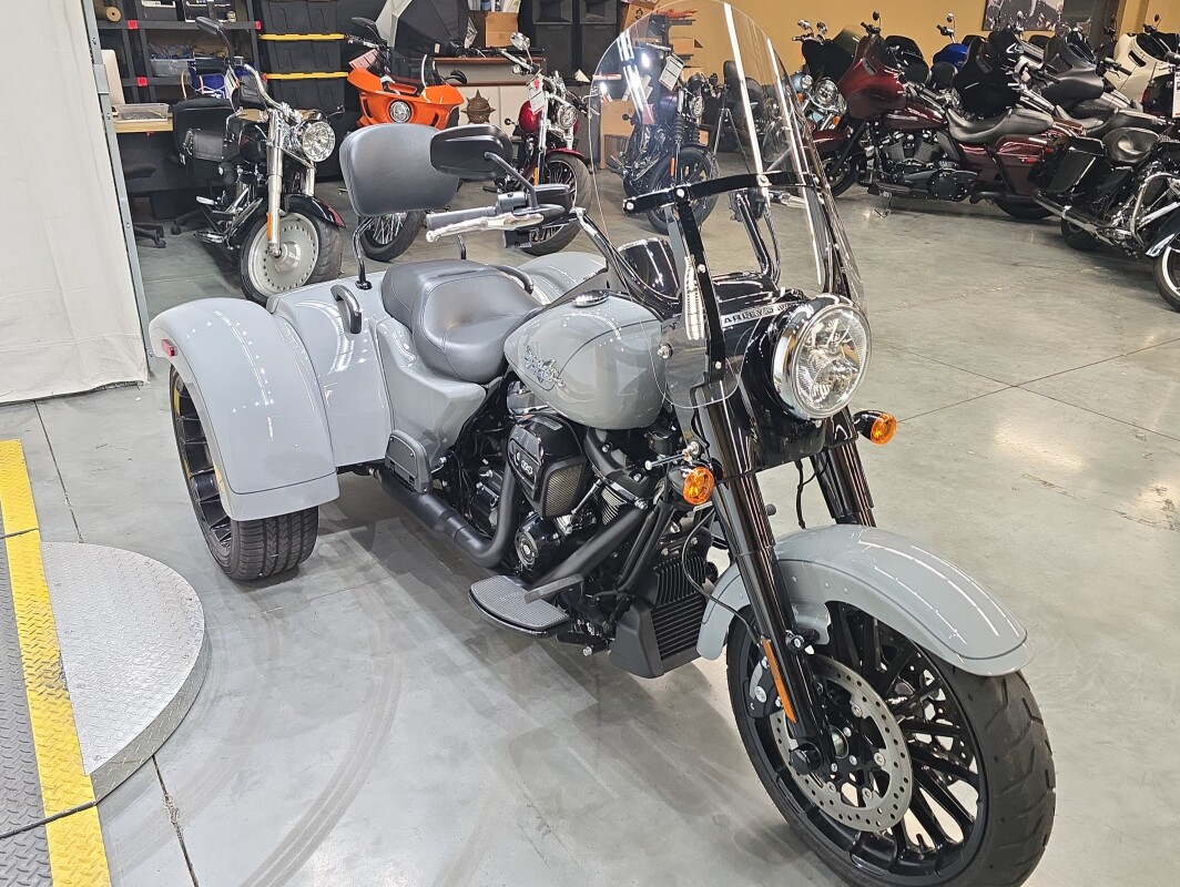 FLRT 2025 Freewheeler®