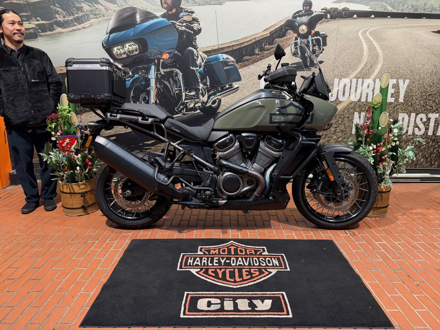 謹賀🎍明けましておめでとうございます🎍新年 | Harley-Davidson