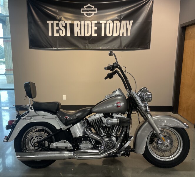 2016 Harley-Davidson® Heritage Softail® Classic Billet Silver