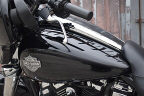 2021 Harley-Davidson® Street Glide® Special FLHXS thumb 2