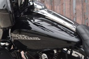 2015 Harley-Davidson® Street Glide® Special FLHXS thumb 2