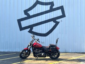 2022 Harley-Davidson® Street Bob® 114 Redline Red thumb 2