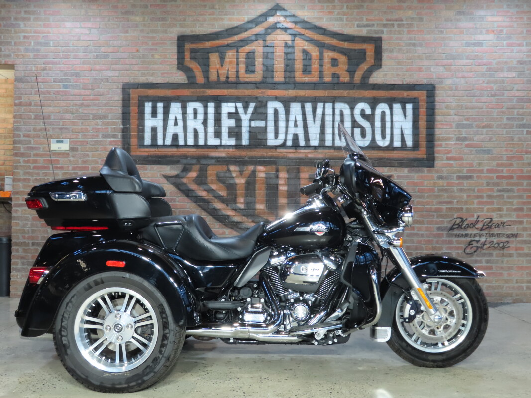 Tri Glide® Ultra | Black Bear Harley-Davidson