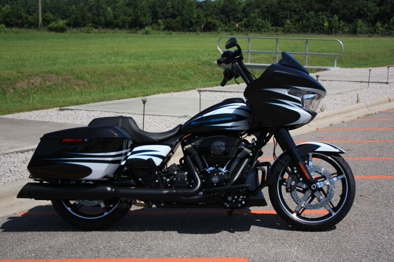 2025 Harley-Davidson® Road Glide™ FLTRX