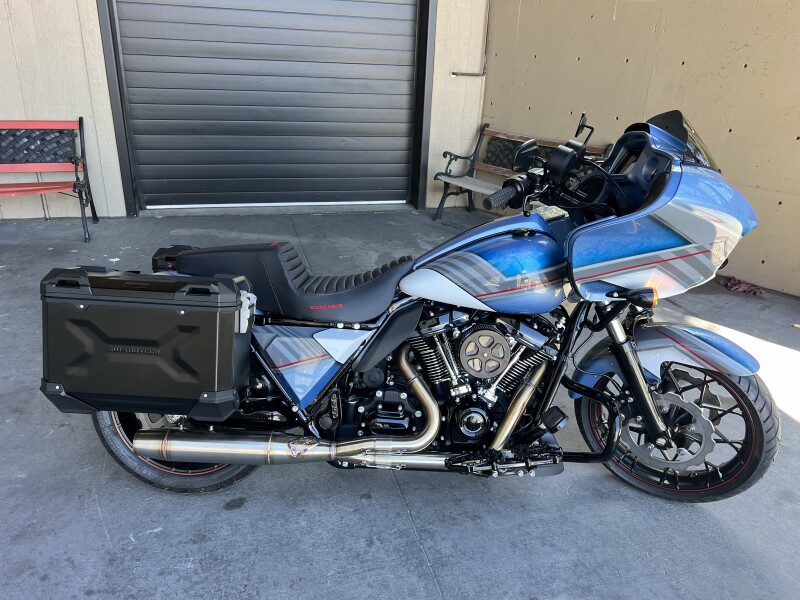 2023 Harley-Davidson® Road Glide® ST