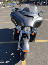 2017 Harley-Davidson® Ultra Limited thumb 2