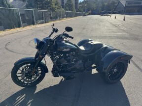 2024 Harley-Davidson® Freewheeler® thumb 1