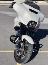 2023 Harley-Davidson® Street Glide® ST thumb 2