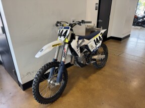 2020 Husqvarna FC 450 thumb 1