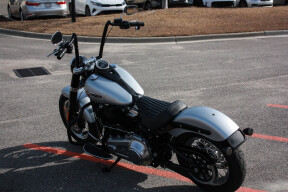 2020 Harley-Davidson® Softail Slim® FLSL thumb 2