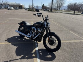 2025 Harley-Davidson® Street Bob® thumb 3