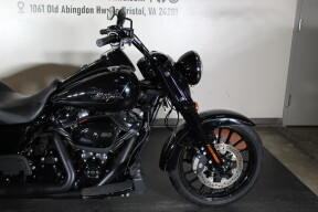 2024 Harley-Davidson® Freewheeler® FLRT thumb 1