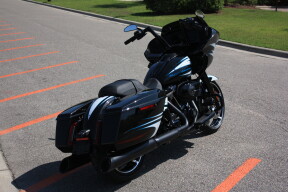 2025 Harley-Davidson® Road Glide™ FLTRX thumb 2