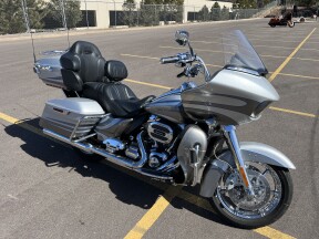 2016 CVO™ Road Glide® Ultra thumb 3