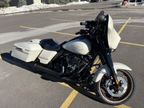 2023 Harley-Davidson® Street Glide® ST thumb 3