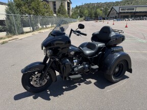 2022 Harley-Davidson® Tri Glide® Ultra thumb 1