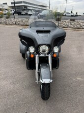 2021 Harley-Davidson® Tri Glide® Ultra thumb 2