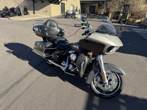 2023 Harley-Davidson® Road Glide® Limited thumb 3