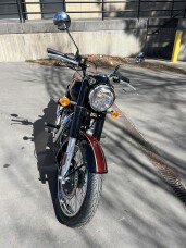 2023 Royal Enfield Classic 350 thumb 2