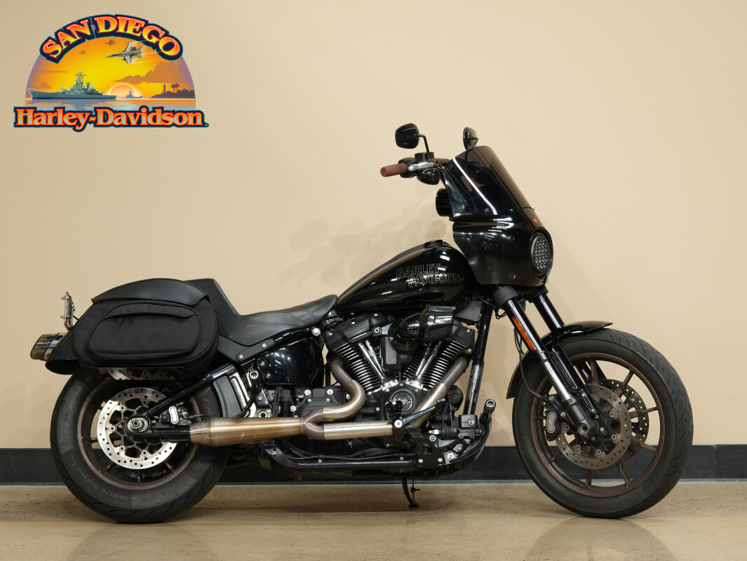 17 Badass Bikes Sure to Cure Any Depression - Legendary Sturgis Buffalo Chip, image size:1065x800