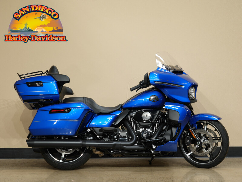 FLHXU 2025 Street Glide™ Ultra