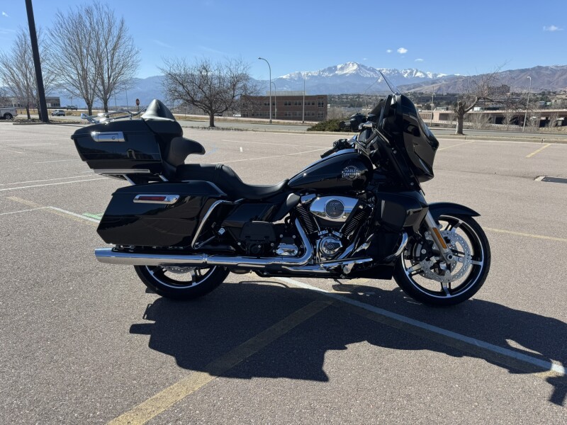 2025 Harley-Davidson® Street Glide® Ultra