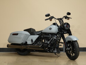 FLHRXS 2025 Road King™ Special thumb 1