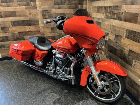 2017 Harley-Davidson® Street Glide® Special Custom Colour Laguna Orange FLHXS thumb 3