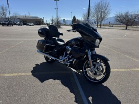 2025 Harley-Davidson® Street Glide® Ultra thumb 3