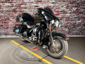 Harley-Davidson® Electra Glide® Ultra Limited 2012 FLHTK BLACK W/ PINSTRIPE thumb 1