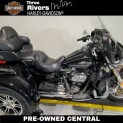 2017 Harley-Davidson® Tri Glide® Ultra Vivid Black
